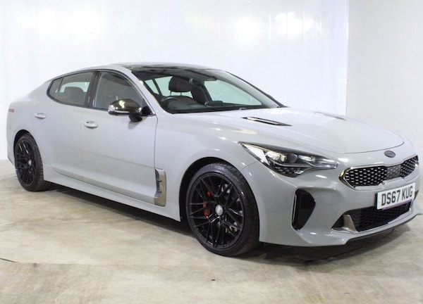 Used Kia Stinger 2017 for sale - 75473624: Photo 1