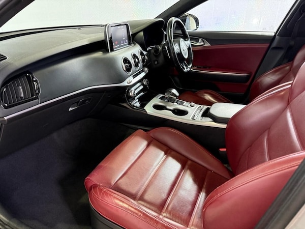 Used Kia Stinger 2017 for sale - 75473624: Photo 20