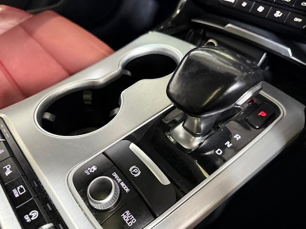 Used Kia Stinger 2017 for sale - 75473624: Photo 43