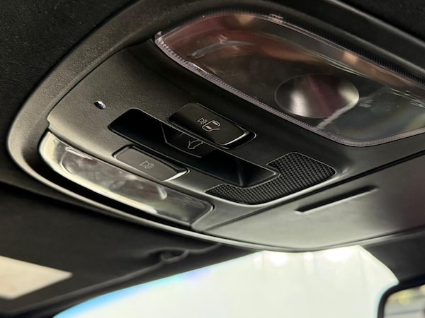 Used Kia Stinger 2017 for sale - 75473624: Photo 44