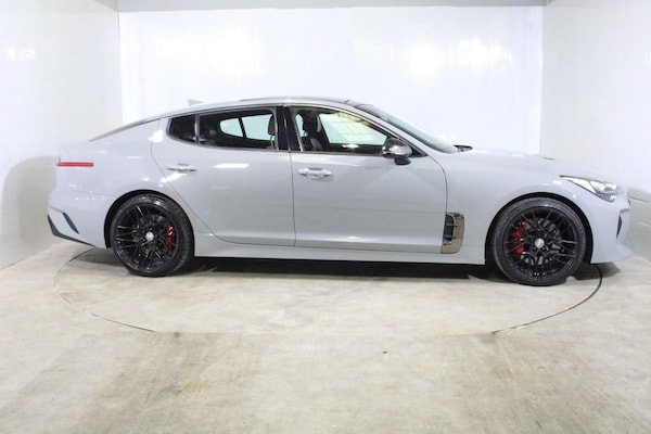 Used Kia Stinger 2017 for sale - 75473624: Photo 67