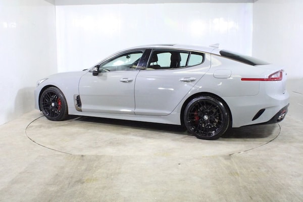 Used Kia Stinger 2017 for sale - 75473624: Photo 76
