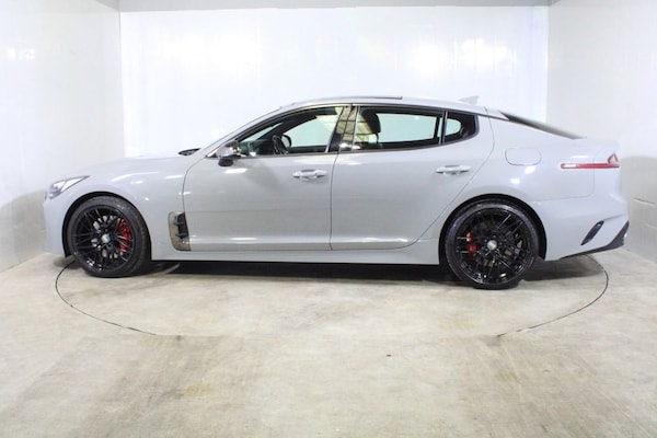 Used Kia Stinger 2017 for sale - 75473624: Photo 77