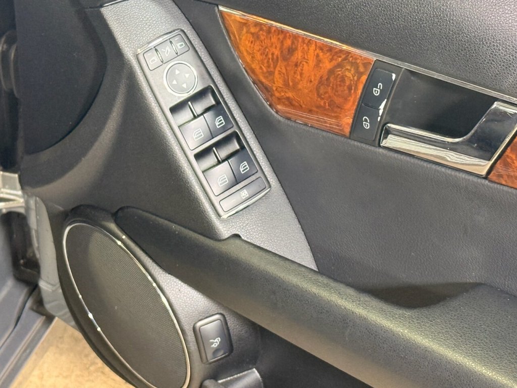 Used Mercedes-Benz C Class 2009 for sale - 77153814: Photo 33