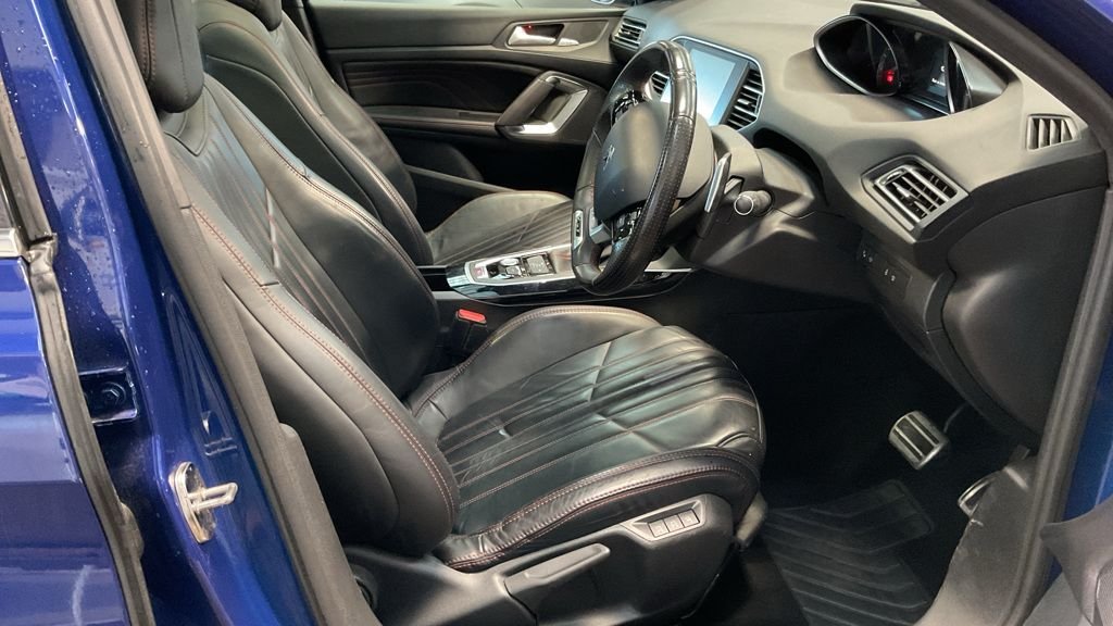 Used Peugeot 308 2017 for sale - 77188856: Photo 2