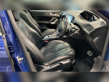 Used Peugeot 308 2017 for sale - 77188856: Photo