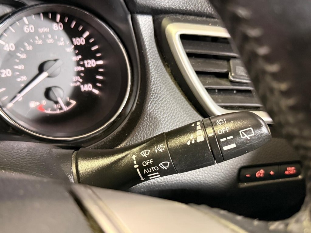 Used Nissan Qashqai 2014 for sale - 76396224: Photo 12