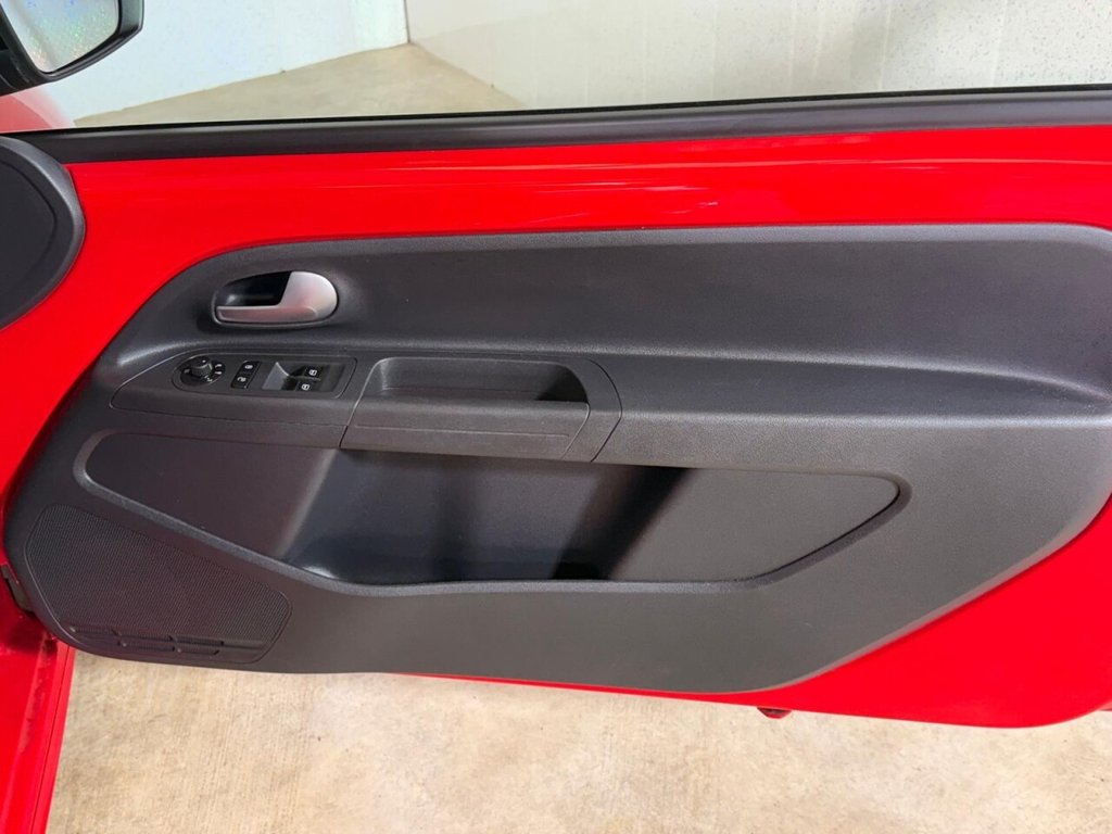 Used Volkswagen up! 2019 for sale - 76203020: Photo 18