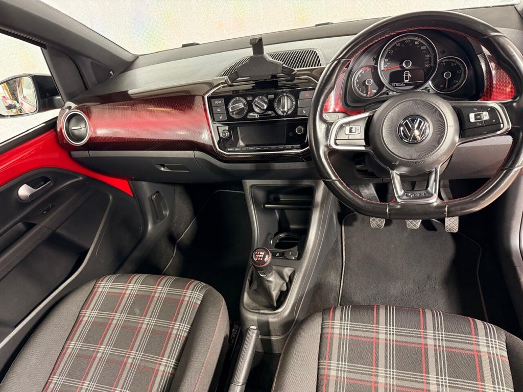 Used Volkswagen up! 2019 for sale - 76203020: Photo 2