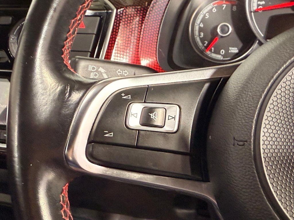 Used Volkswagen up! 2019 for sale - 76203020: Photo 23