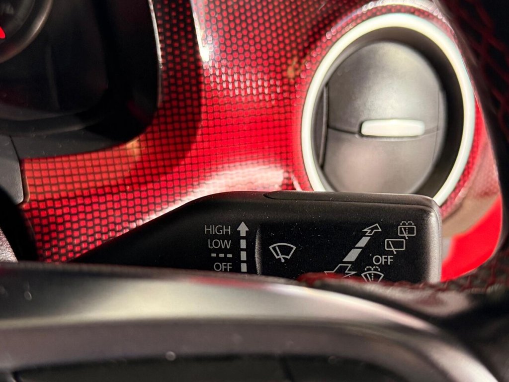 Used Volkswagen up! 2019 for sale - 76203020: Photo 30