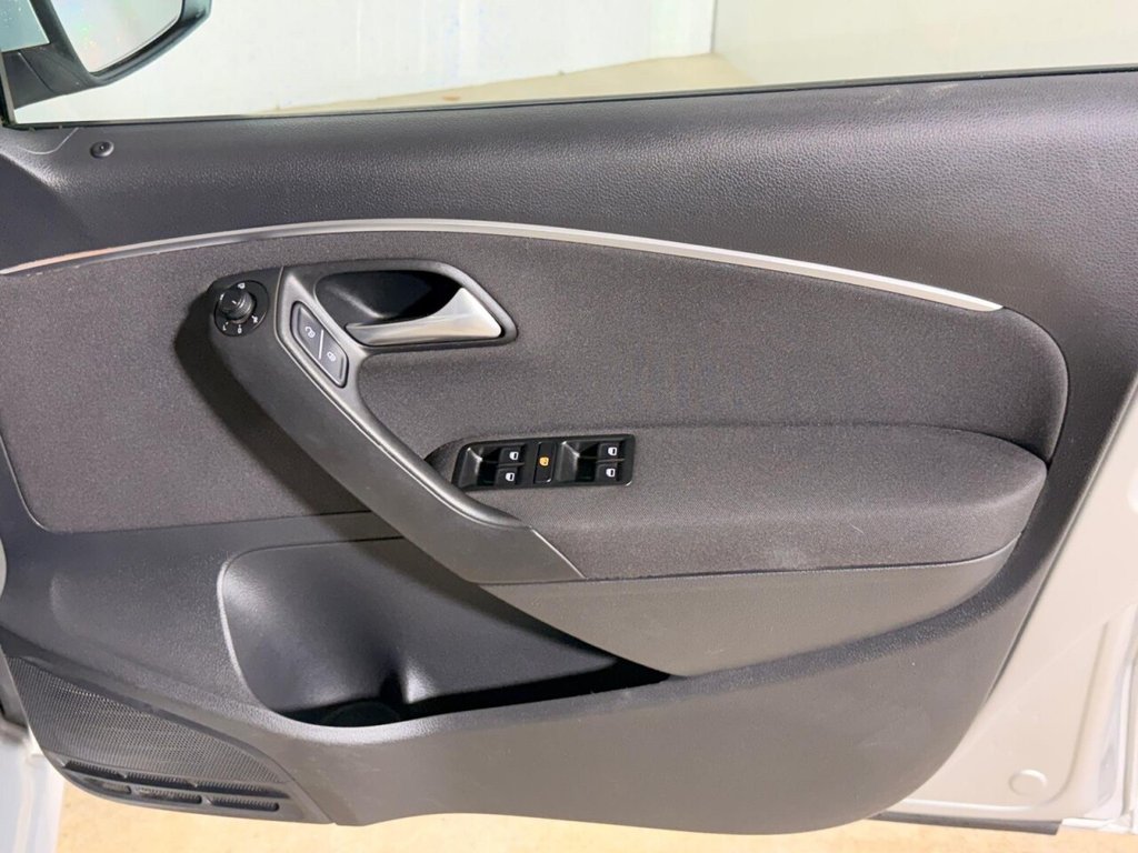 Used Volkswagen Polo 2016 for sale - 76527151: Photo 29