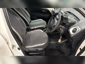 Used Toyota AYGO 2019 for sale - 78525477: Photo