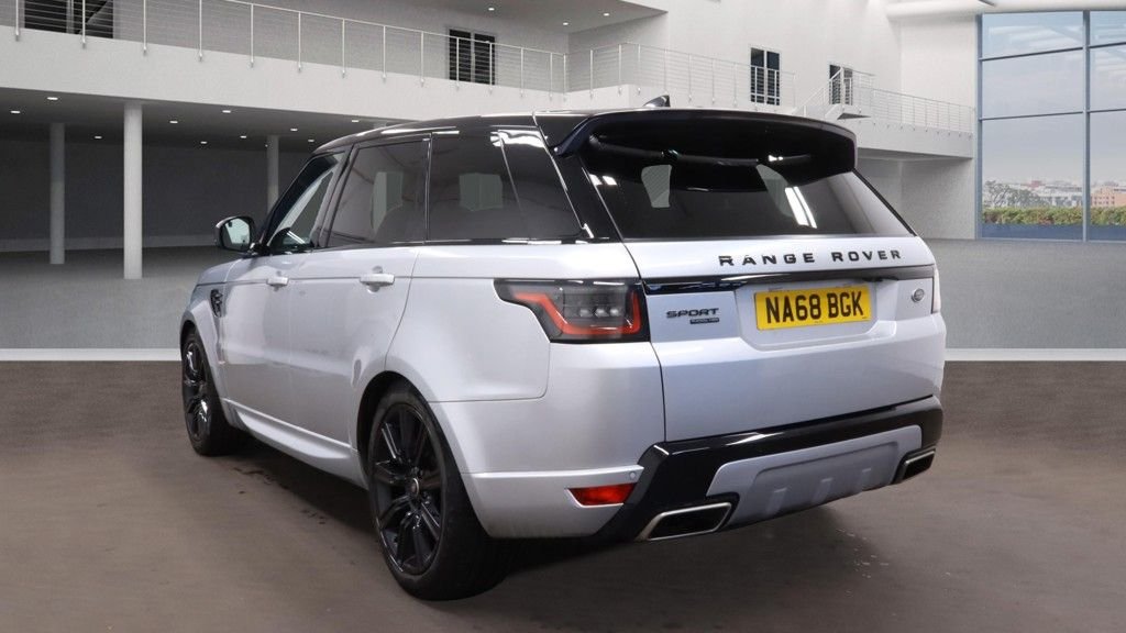 Used Land Rover Range Rover Sport 2018 for sale - 76356733: Photo 6