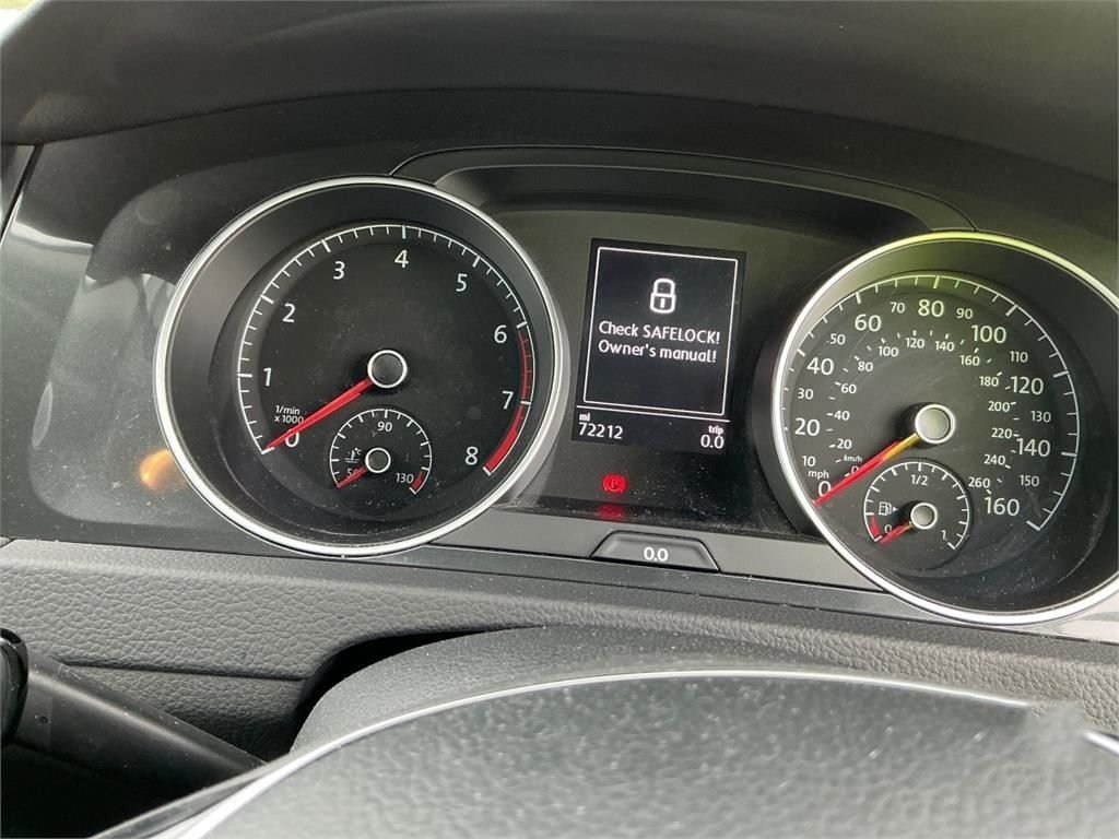 Used Volkswagen Golf 2017 for sale - 78212595: Photo 17