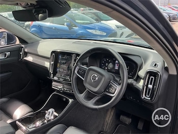 Used Volvo XC40 2021 for sale - 79059228: Photo