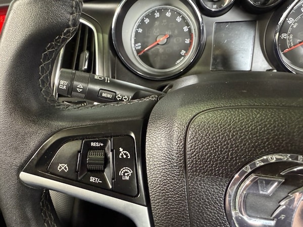 Used Vauxhall Cascada 2014 for sale - 75538022: Photo 29