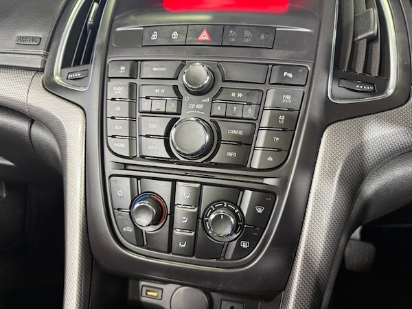 Used Vauxhall Cascada 2014 for sale - 75538022: Photo 34