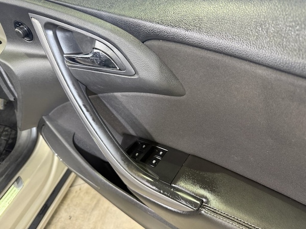 Used Vauxhall Cascada 2014 for sale - 75538022: Photo 43
