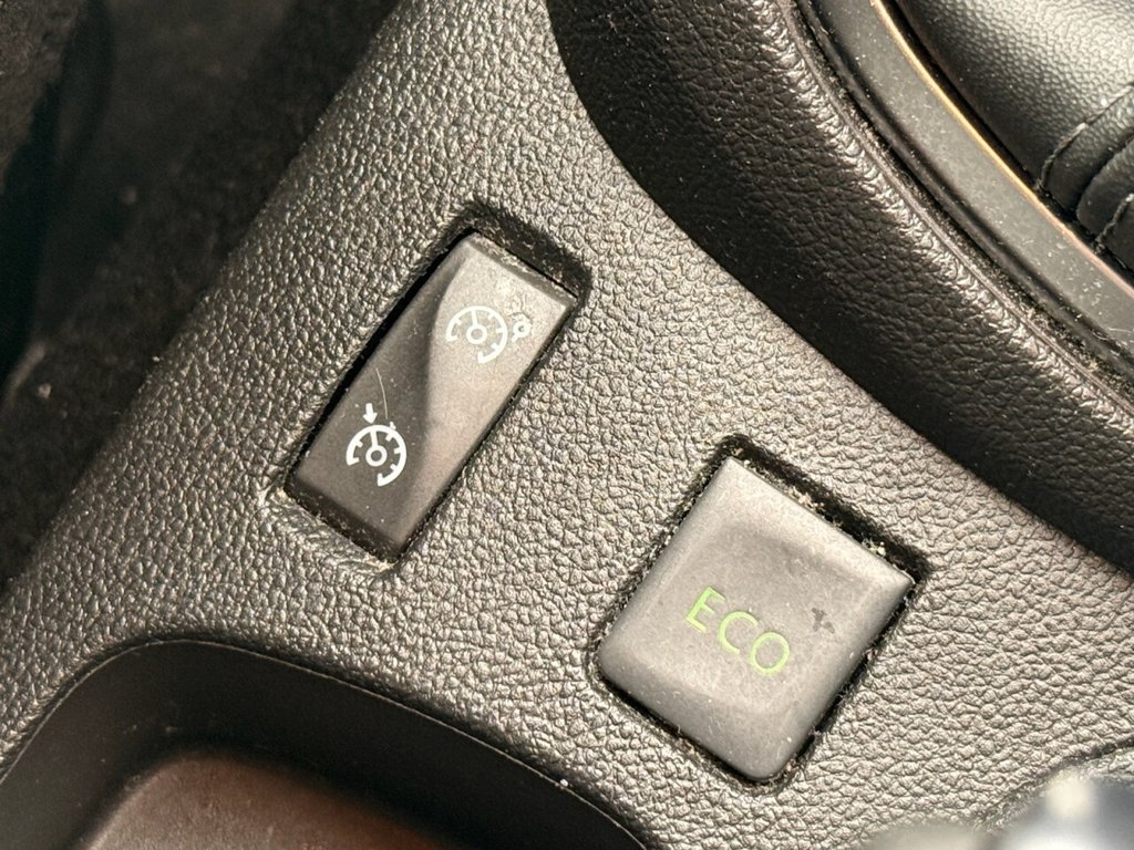 Used Renault Captur 2017 for sale - 77394633: Photo 35