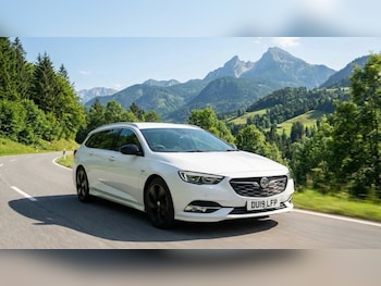 Vauxhall Insignia feature image
