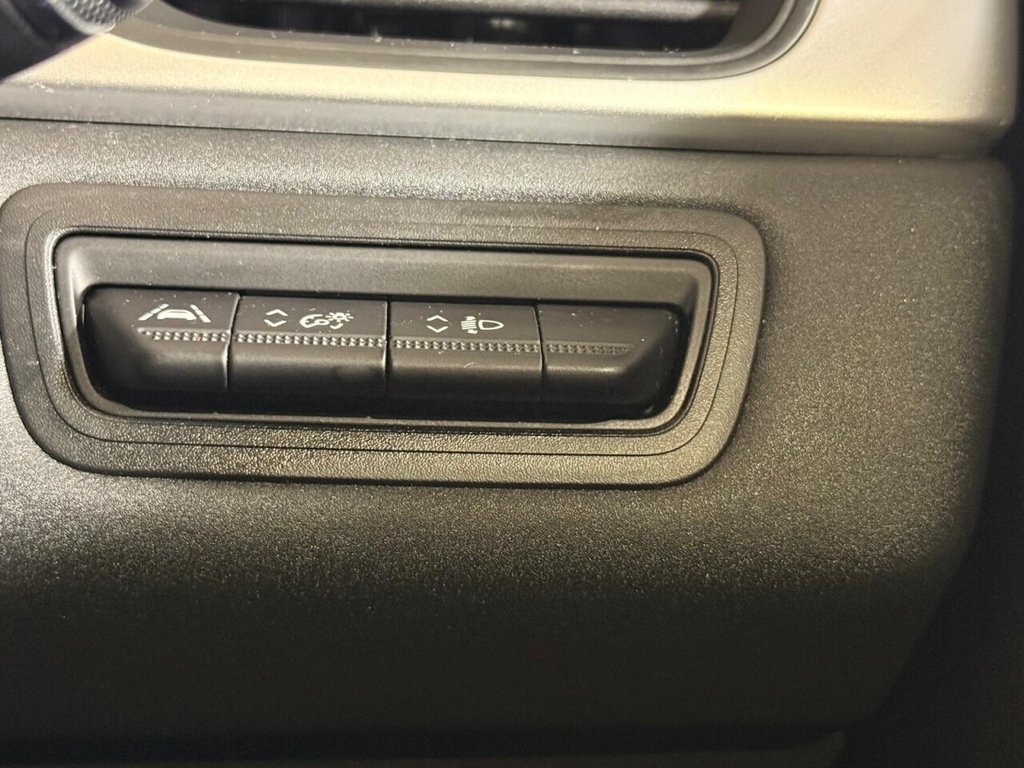 Used Renault Captur 2021 for sale - 76482259: Photo 23