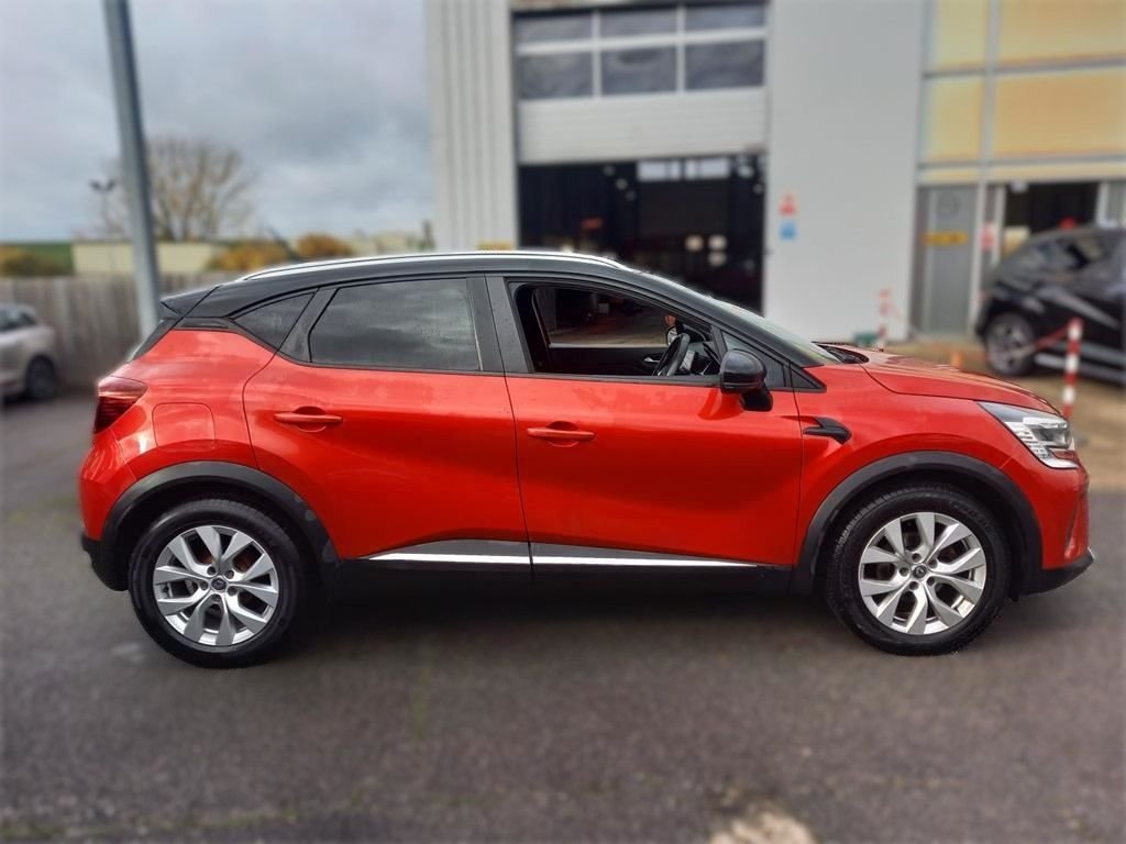 Used Renault Captur 2021 for sale - 76482259: Photo 4