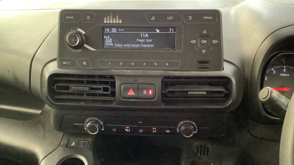 Used Vauxhall Combo Life 2020 for sale - 77547479: Photo 19