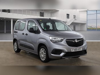 Used Vauxhall Combo Life 2020 for sale - 77547479: Photo