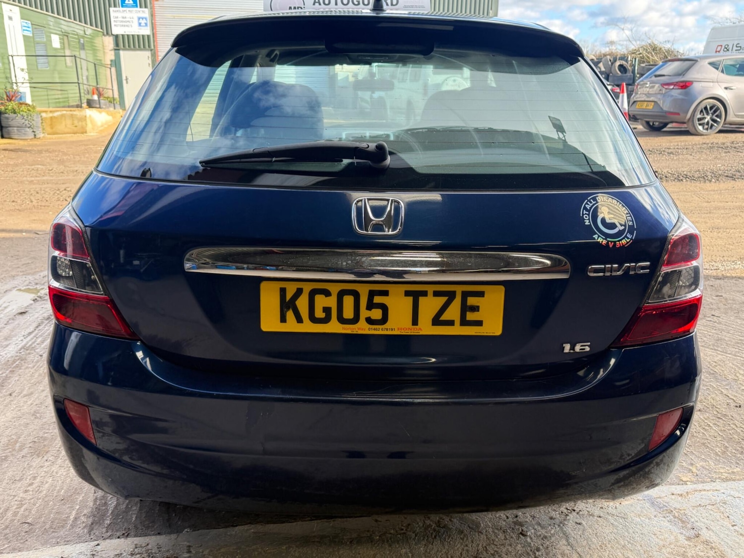 Used Honda Civic 2005 for sale - 77560746: Photo 9