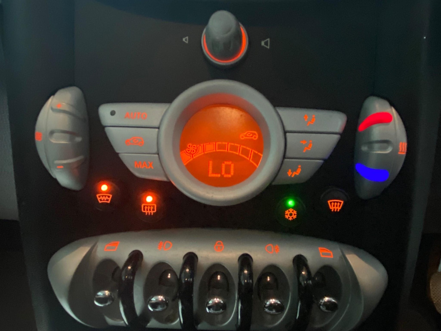 Used MINI Hatch 2010 for sale - 77382121: Photo 12