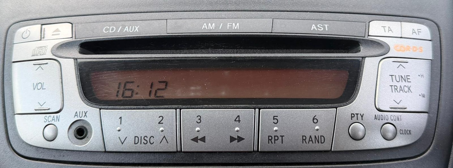 Used Toyota AYGO 2011 for sale - 77382107: Photo 29