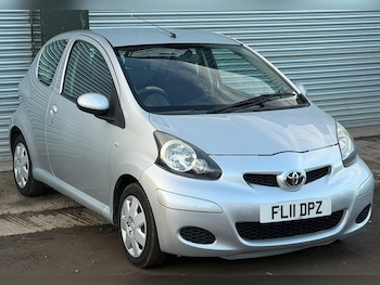 Used Toyota AYGO 2011 for sale - 77382107: Photo