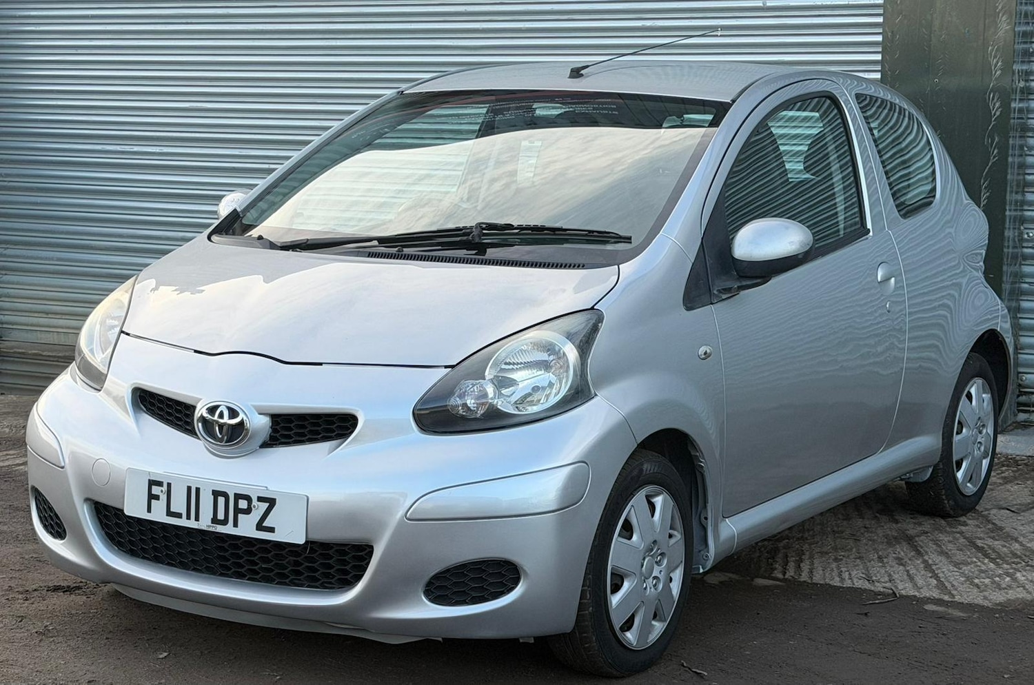 Used Toyota AYGO 2011 for sale - 77382107: Photo 5