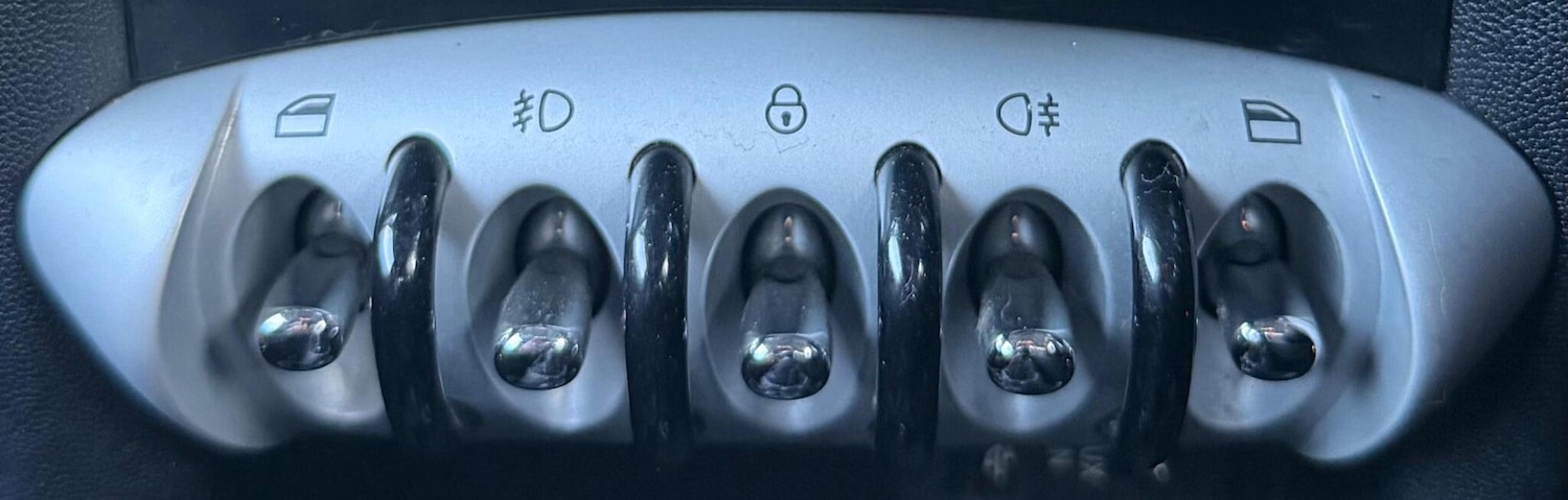 Used MINI Hatch 2010 for sale - 77382105: Photo 20