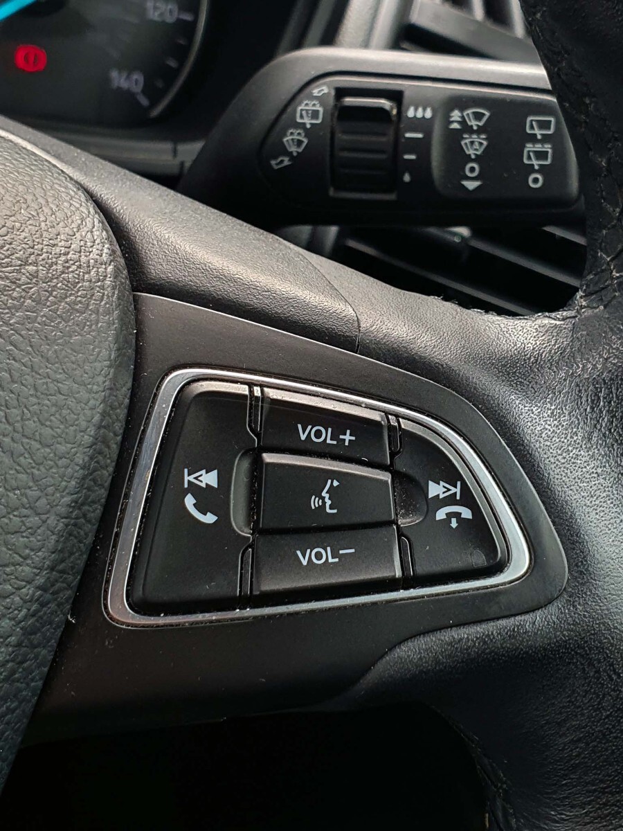 Vehicle 33