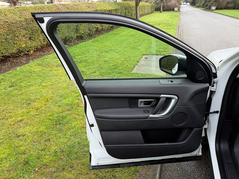 Used Land Rover Discovery Sport 2016 for sale - 77044531: Photo 29