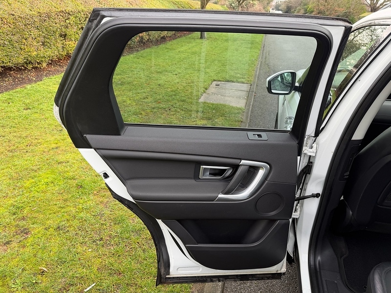 Used Land Rover Discovery Sport 2016 for sale - 77044531: Photo 30