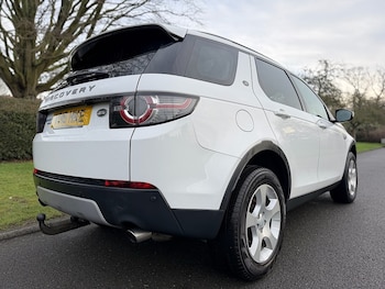Used Land Rover Discovery Sport 2016 for sale - 77044531: Photo