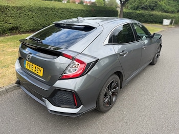 Used Honda Civic 2018 for sale - 78819783: Photo