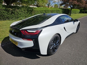Used BMW i8 2018 for sale - 79435501: Photo
