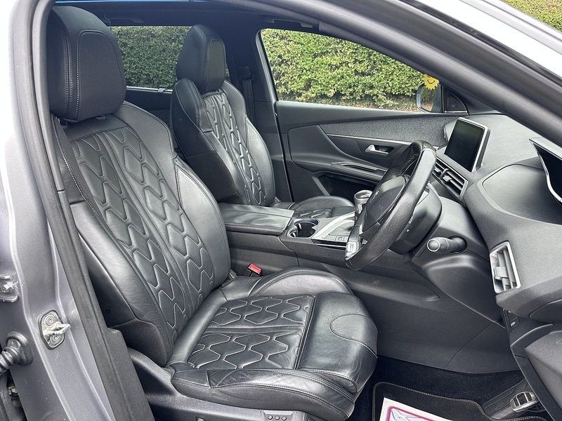 Used Peugeot 5008 2017 for sale - 76320085: Photo 24