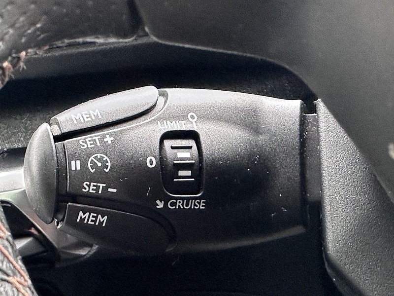 Used Peugeot 5008 2017 for sale - 76320085: Photo 42