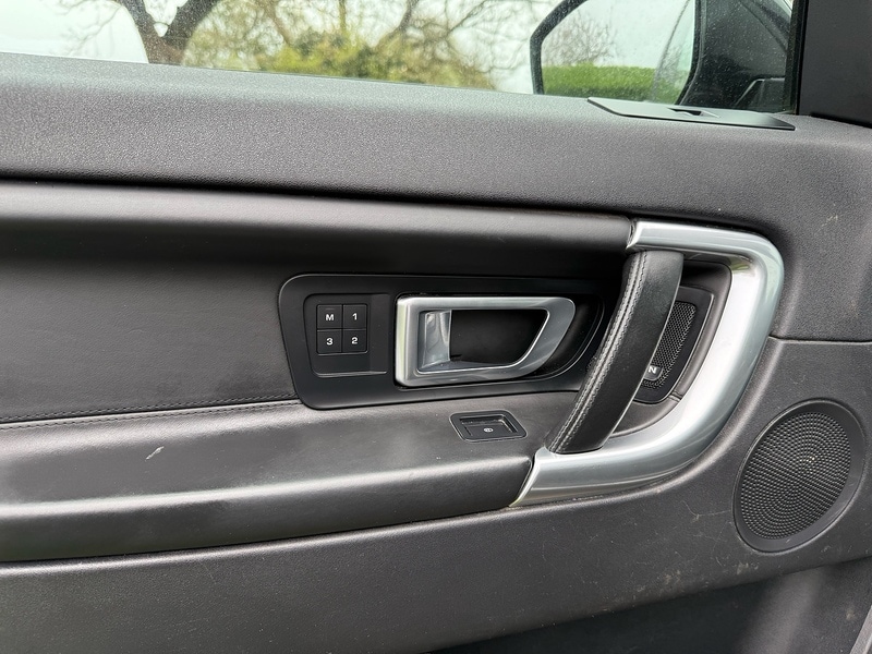 Used Land Rover Discovery Sport 2017 for sale - 78083702: Photo 29