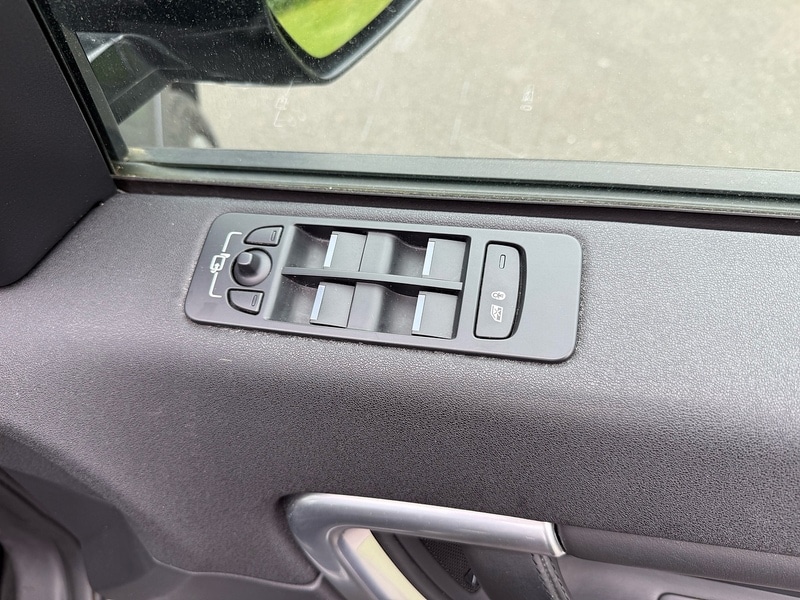 Used Land Rover Discovery Sport 2017 for sale - 78083702: Photo 30