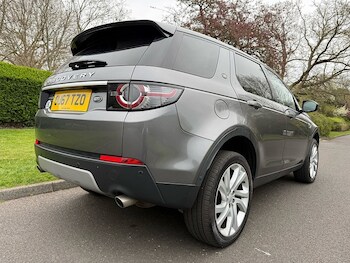 Used Land Rover Discovery Sport 2017 for sale - 78083702: Photo