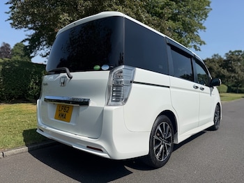 Used Honda Stepwagon 2012 for sale - 79435692: Photo
