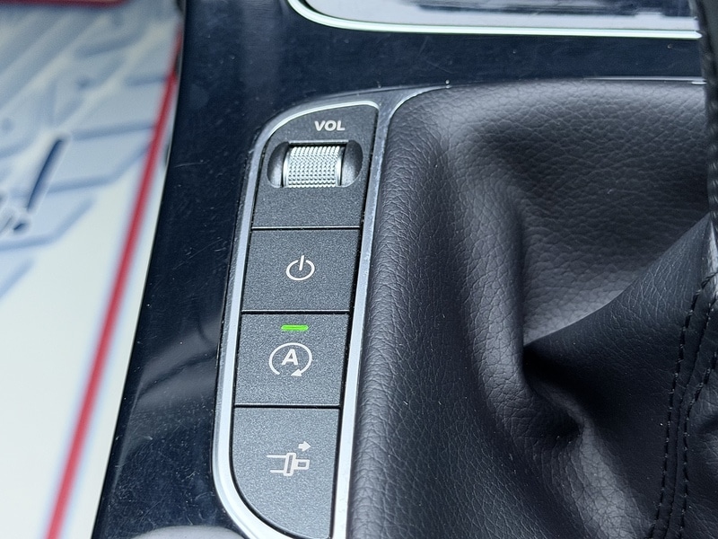 Used Mercedes-Benz C Class 2017 for sale - 76383140: Photo 30