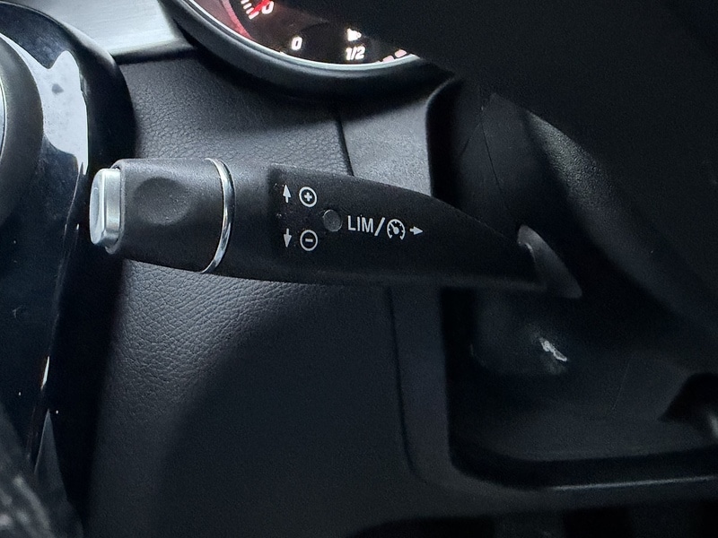 Used Mercedes-Benz C Class 2017 for sale - 76383140: Photo 35