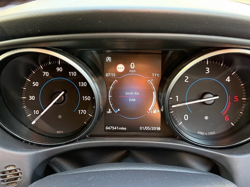 Used Jaguar XE 2017 for sale - 76941691: Photo 14